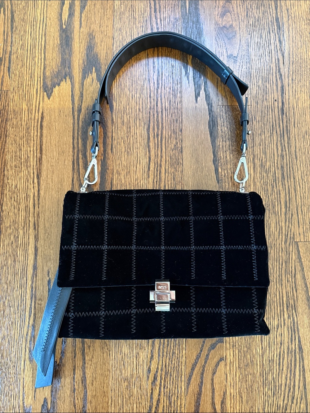 No. 21 Women’s Black Velvet Patchwork Shoulder Bag with Silver Hardware